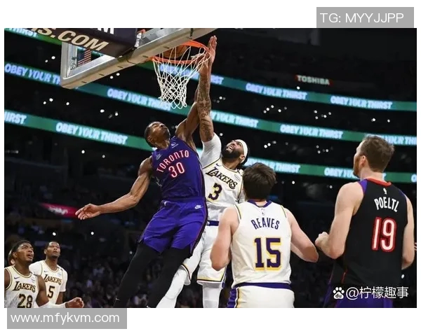 詹姆斯三双助湖人主场击败森林狼，强势开启赛季新篇章